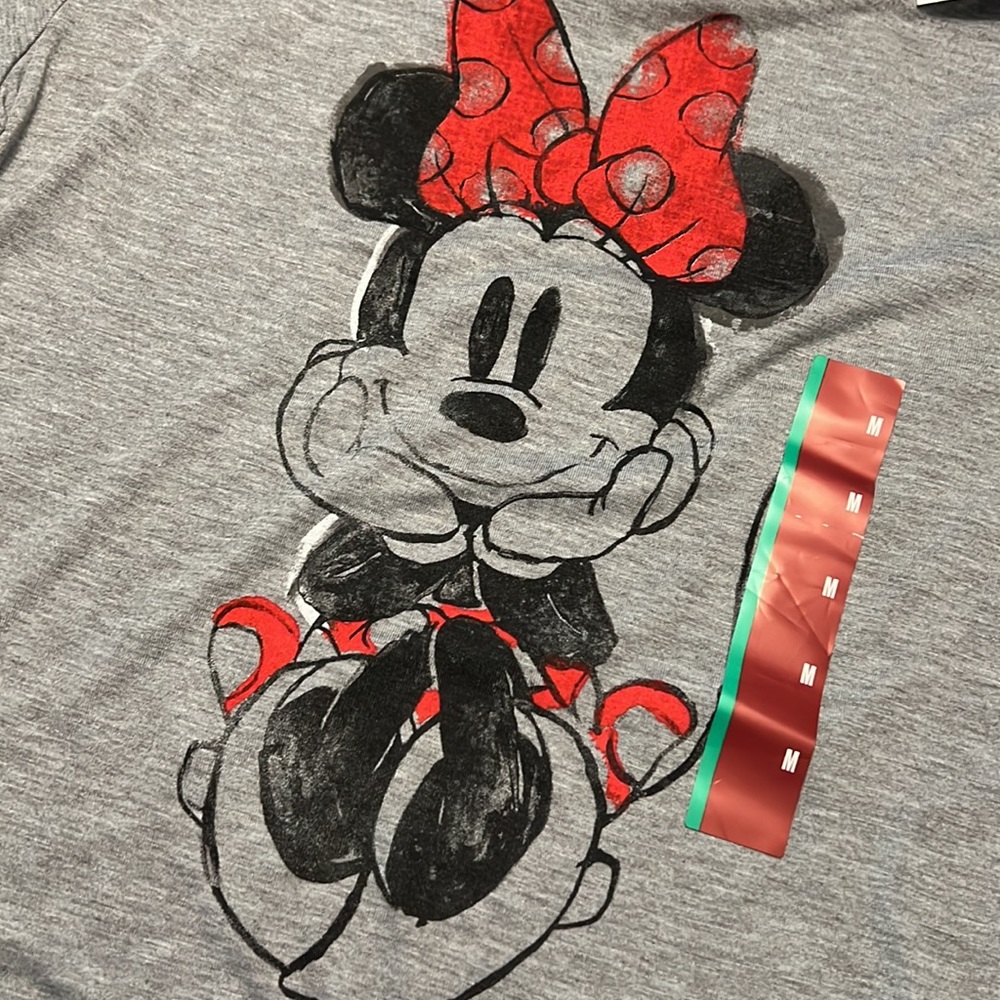 ☀️Minnie Mouse T-shirt☀️ - Picture 8 of 8